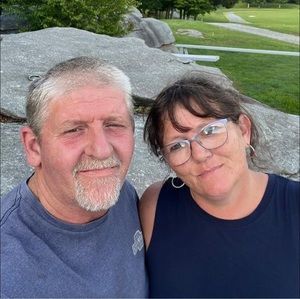 Meet your Posher, Sharon